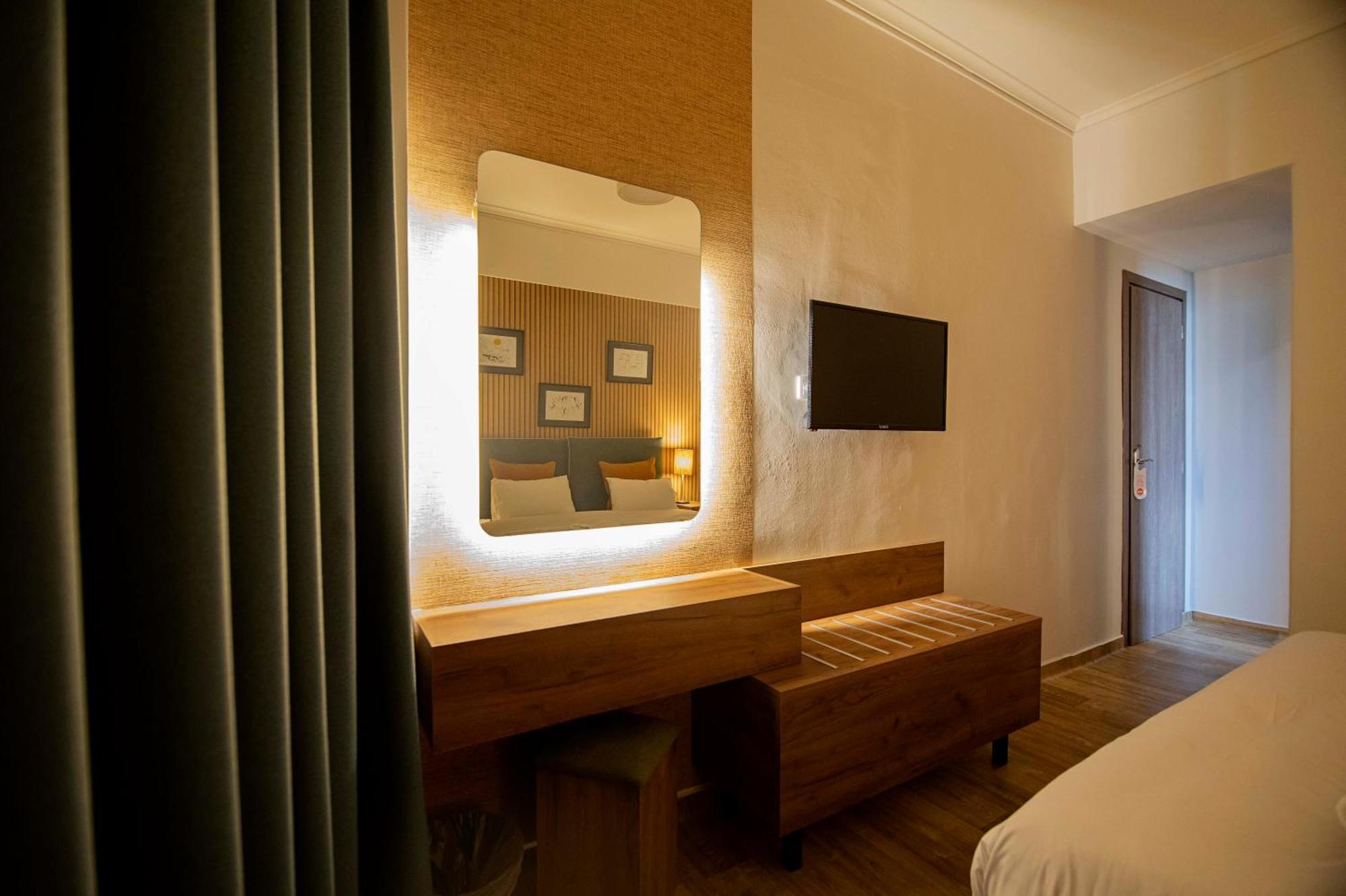 Falireon Hotel Athens Exterior photo